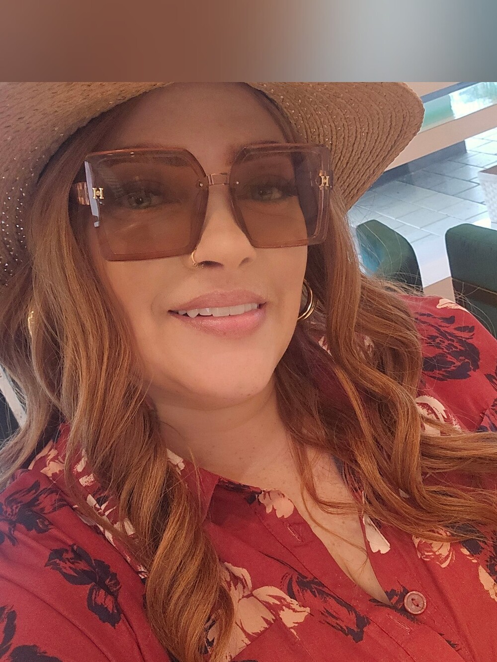 Square Oversized Sunglasses in Brown Oversize eyelash friendly